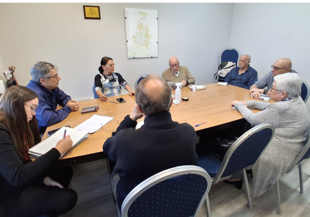La Comisión de Tránsito, Transporte y Nomenclátor de la Junta Departamental de Paysandú, mantuvo una reunión de trabajo con representantes de la Comisión de Patrimonio de la Intendencia Departamental.